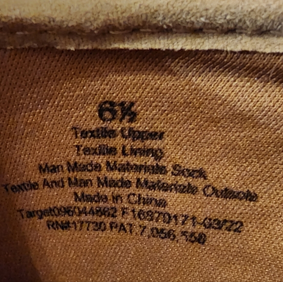 NEW Universal Thread Faux Suede Booties Women's Size 6.5 - Picture 11 of 11